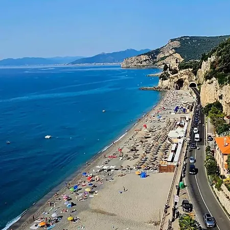 Vakantiehuis Di _ru Finale Ligure