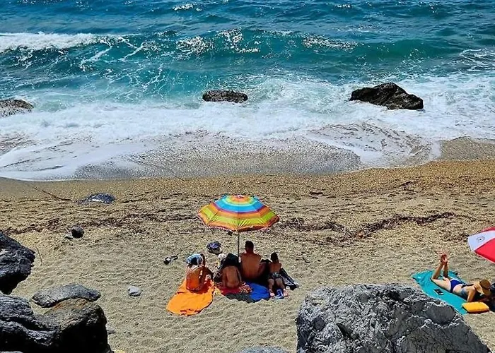 Nyaraló Di _ru Finale Ligure